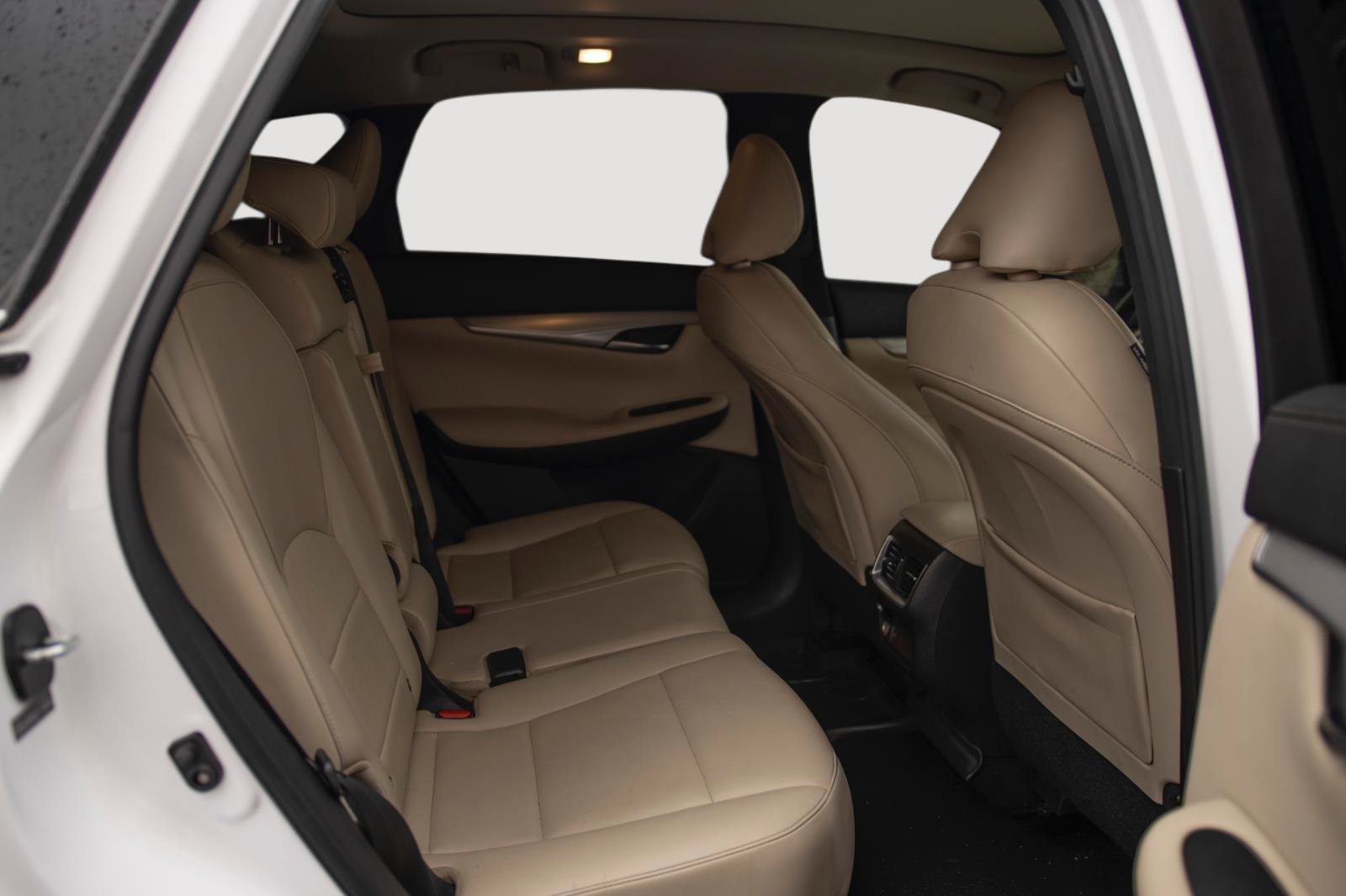 Used 2020 INFINITI QX50 Luxe w/ Cargo Package AWD/4WD image 17