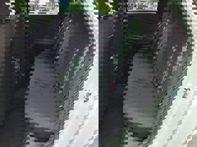 Certified 2025 Hyundai Elantra Sport image 10