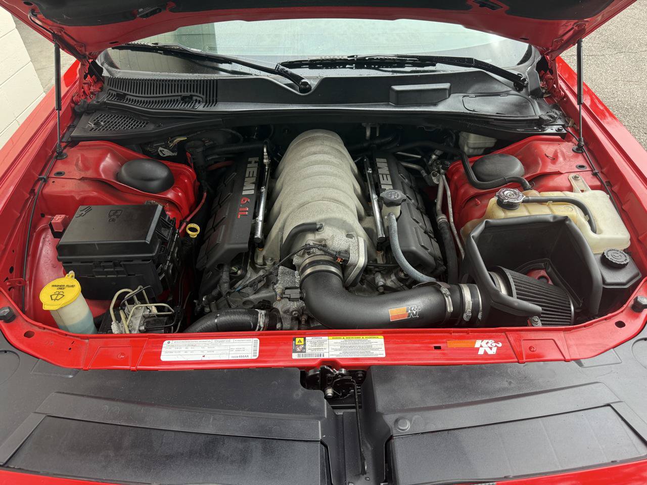 Used 2009 Dodge Challenger SRT8 RWD image 14