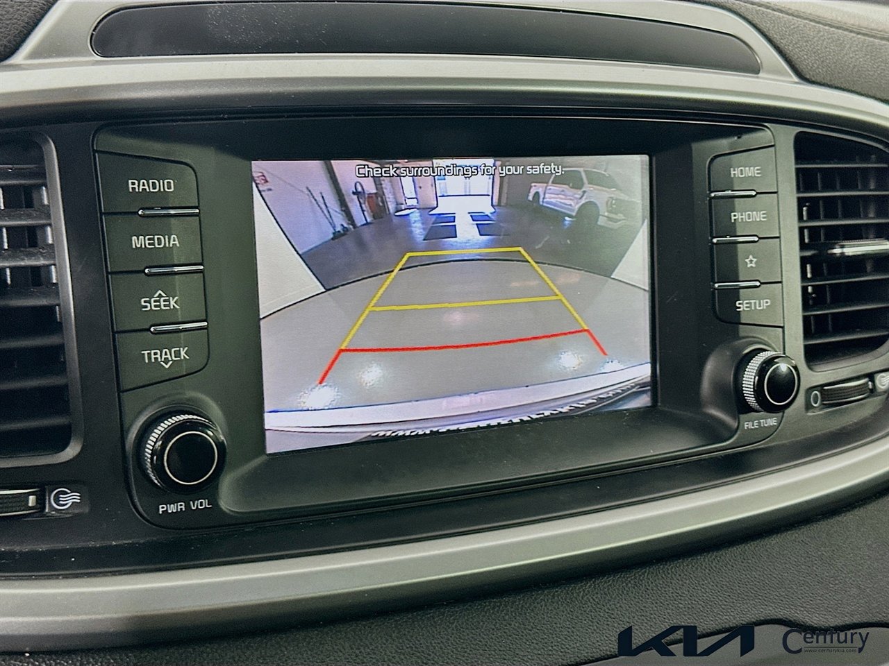 Certified 2020 Kia Sorento EX image 13