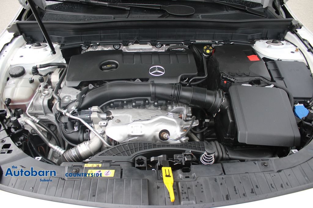 Used 2023 Mercedes-Benz GLB 250 4MATIC w/ Premium Package image 33
