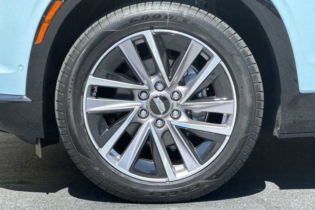 New 2026 Cadillac Vistiq Sport w/ LPO, Floor Liner Package image 26