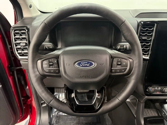 Used 2025 Ford Ranger Lariat w/ FX4 Off-Road Package AWD/4WD image 23