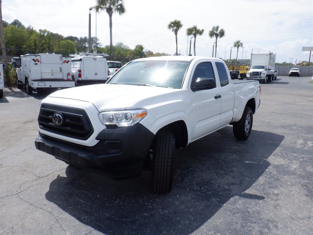 Used 2022 Toyota Tacoma SR image 22