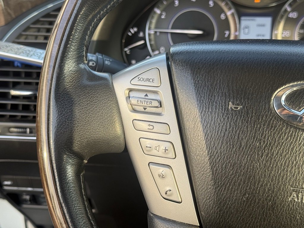 Used 2016 INFINITI QX80 Luxe w/ 22" Wheel Package image 15