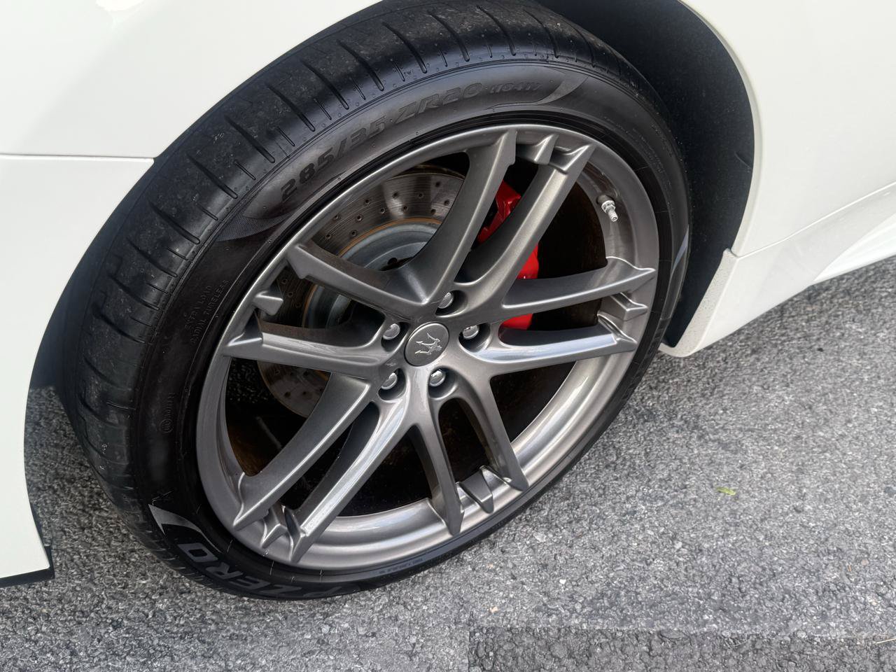 Used 2016 Maserati GranTurismo MC Centennial RWD image 11