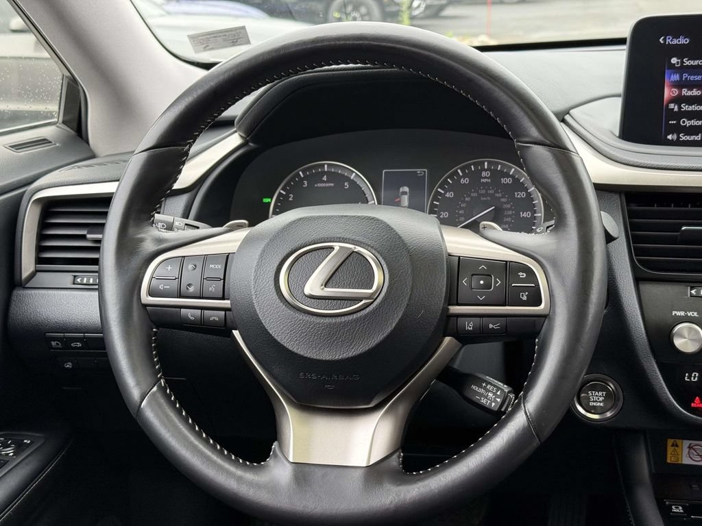 Used 2022 Lexus RX 350L Premium w/ Premium Package AWD/4WD image 9