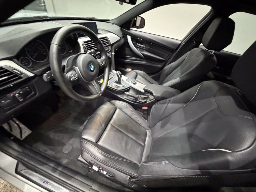 Used 2018 BMW 328d xDrive Sedan AWD/4WD image 16