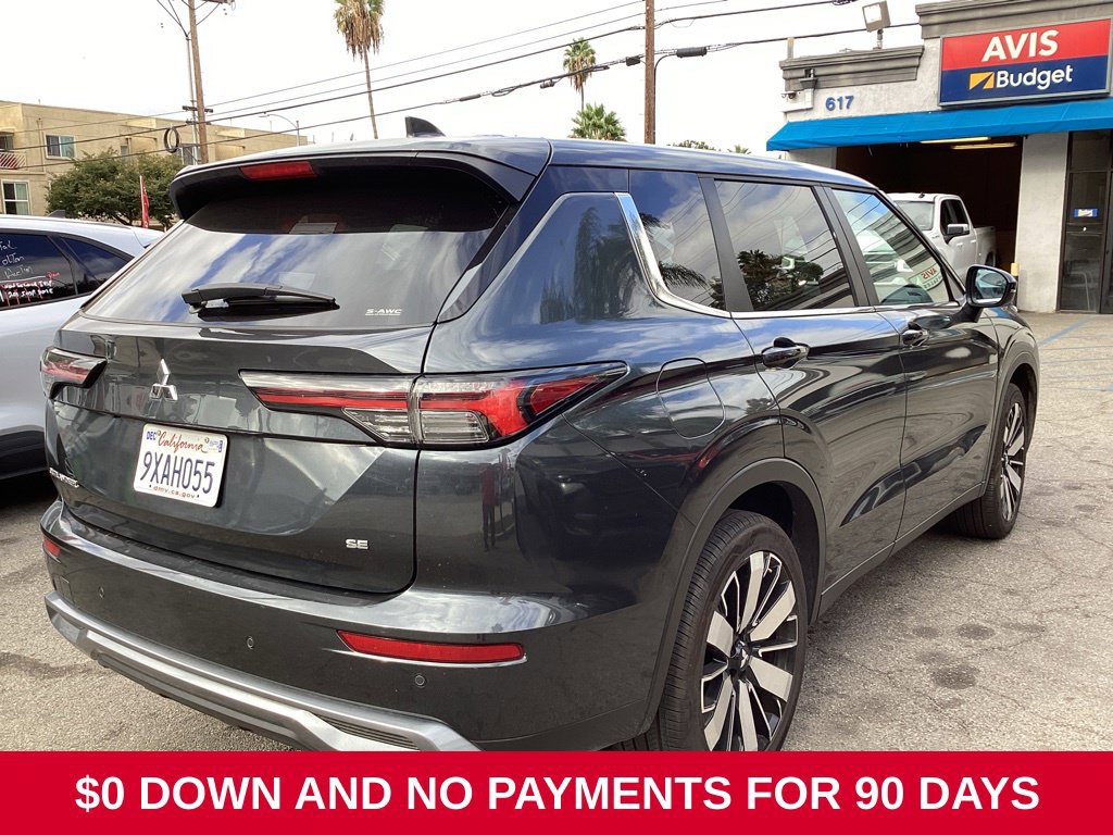 Used 2025 Mitsubishi Outlander SE AWD/4WD image 4