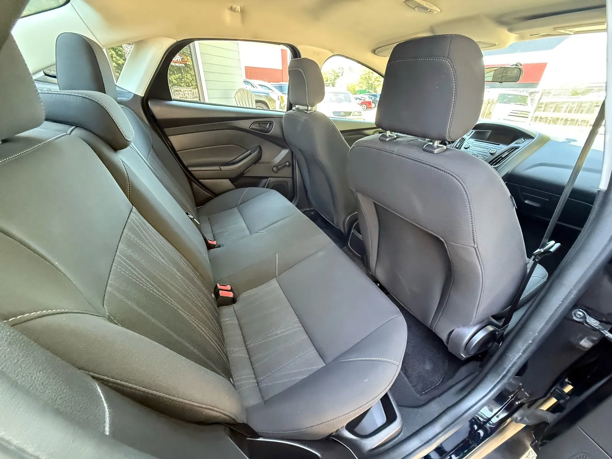 Used 2016 Ford Focus S image 30