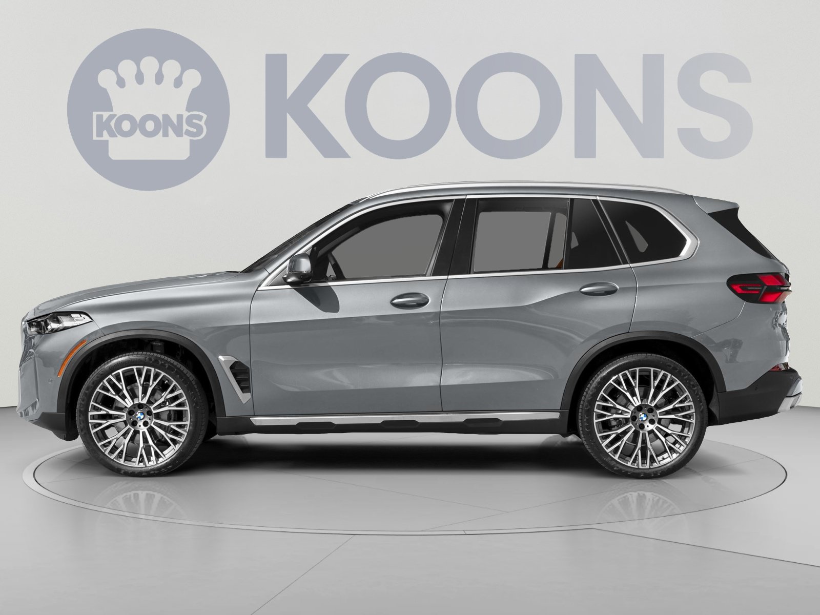 Used 2024 BMW X5 xDrive40i w/ M Sport Package AWD/4WD image 4