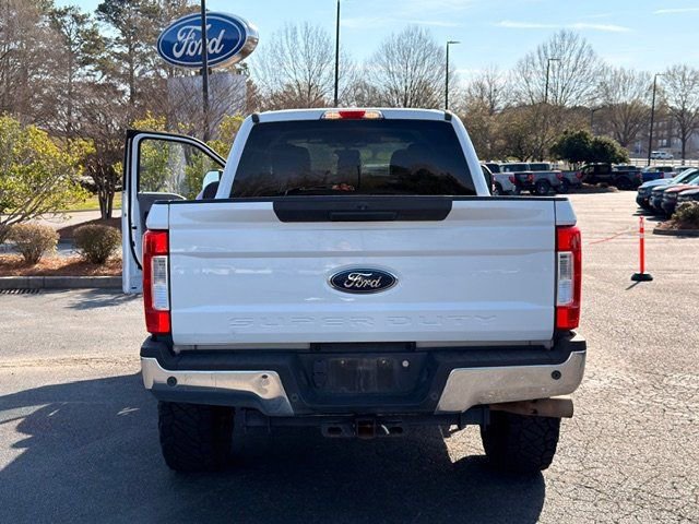 Used 2018 Ford F250 XLT w/ XLT Value Package image 11