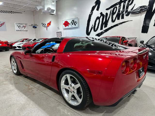Used 2005 Chevrolet Corvette Coupe w/ Preferred Equipment Group RWD image 32