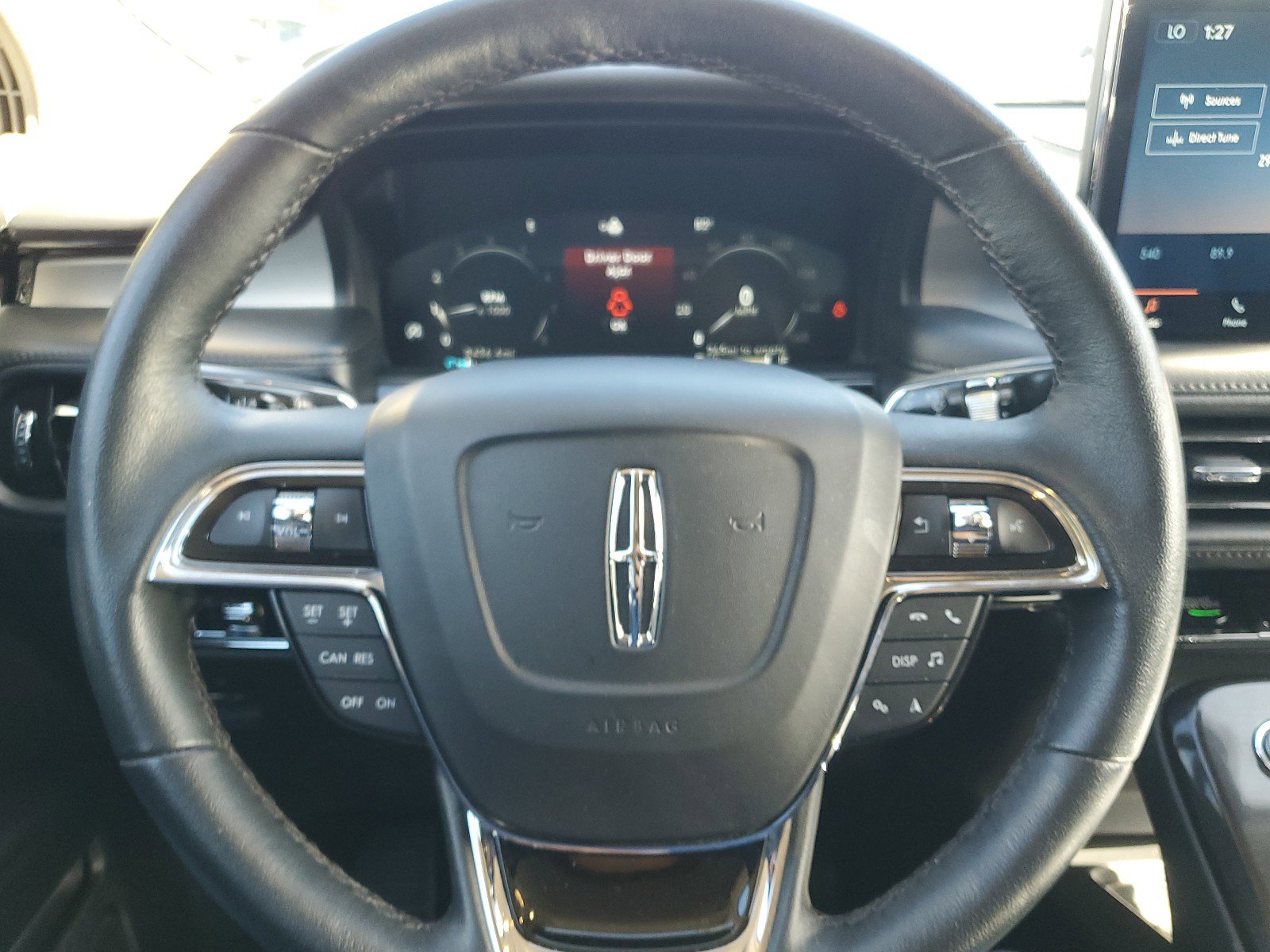 Used 2023 Lincoln Nautilus AWD image 19