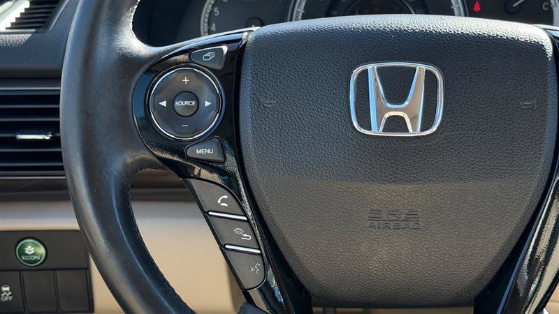 Used 2017 Honda Accord EX-L image 30