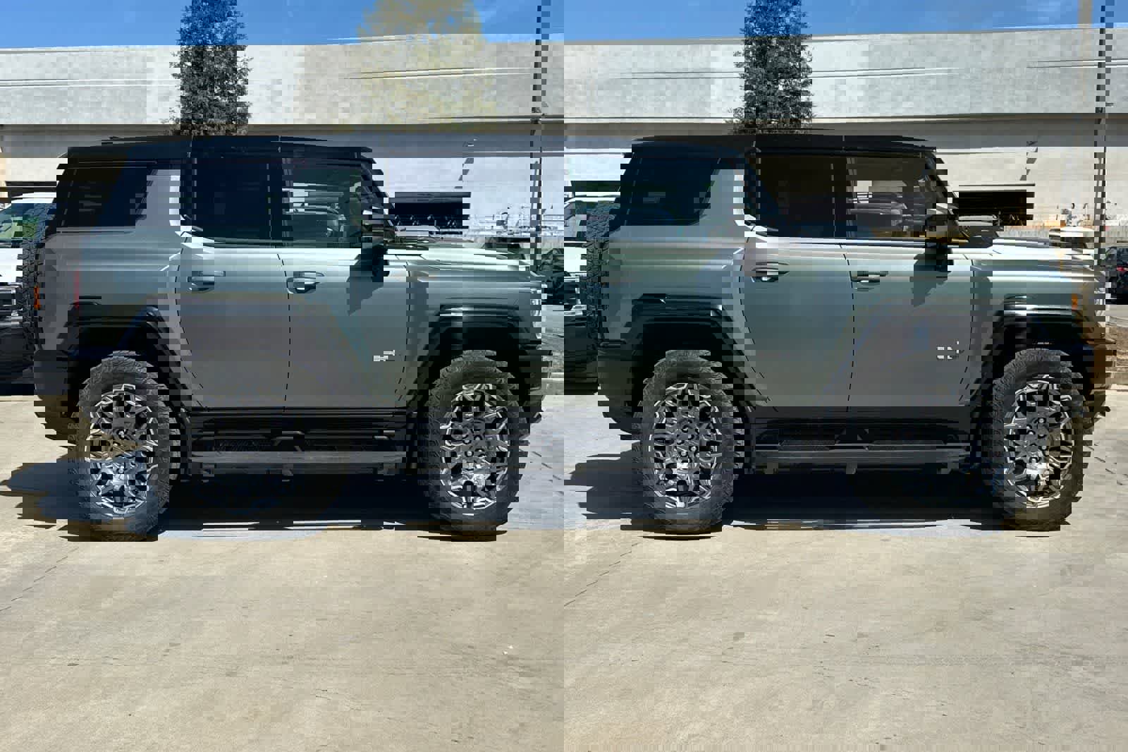 Used 2024 GMC Hummer EV 3X image 9