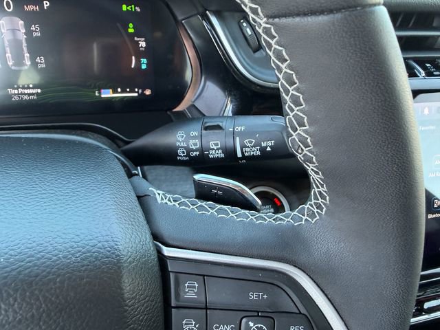 Used 2023 Jeep Grand Cherokee 4WD 4xe image 18