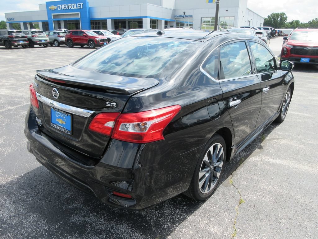 Used 2019 Nissan Sentra SR FWD image 5
