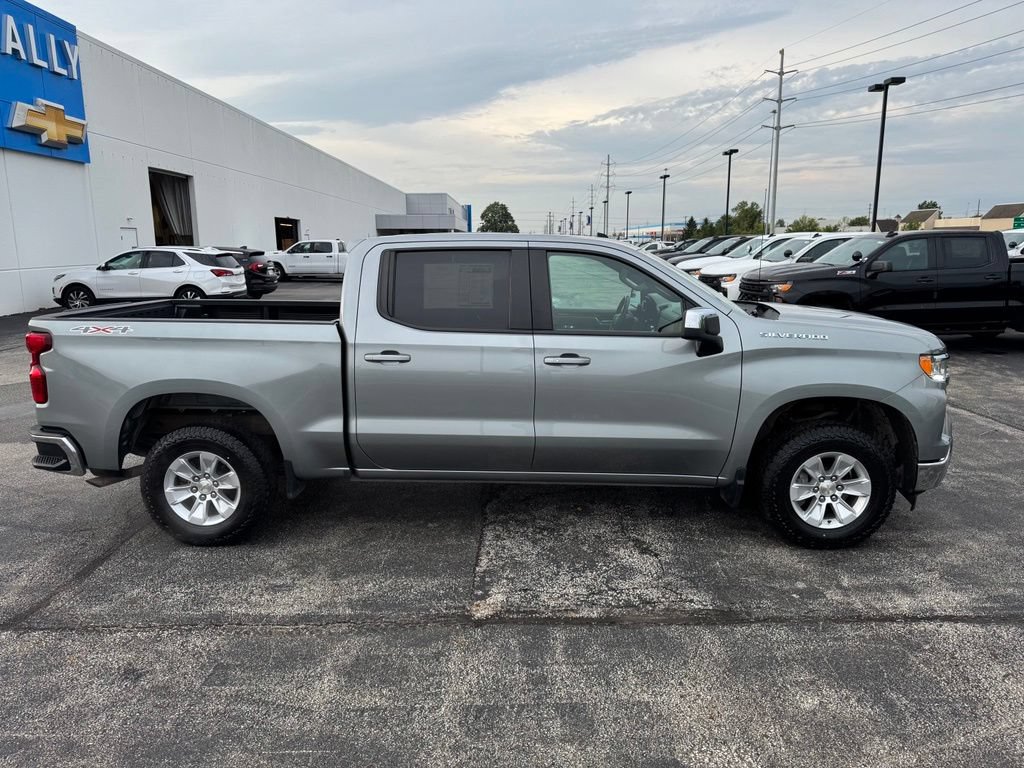 Used 2025 Chevrolet Silverado 1500 LT AWD/4WD image 8