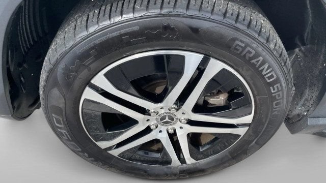 Used 2022 Mercedes-Benz GLS 450 4MATIC image 3