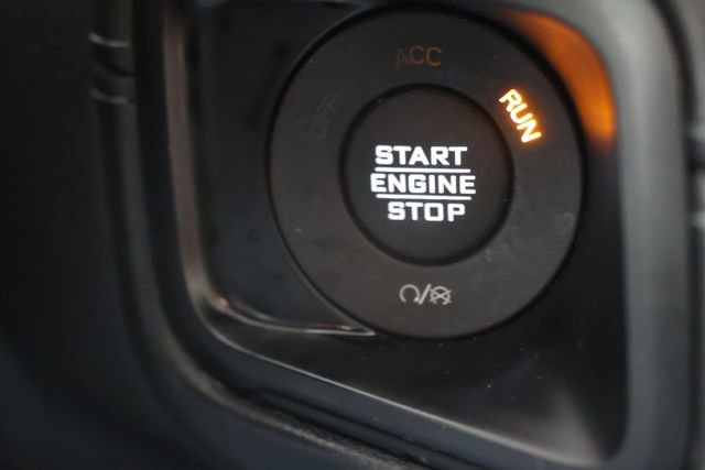 Used 2025 Jeep Wrangler Unlimited Rubicon w/ Convenience Group image 17