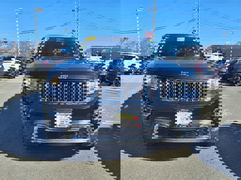 Used 2016 Jeep Grand Cherokee Limited image 2