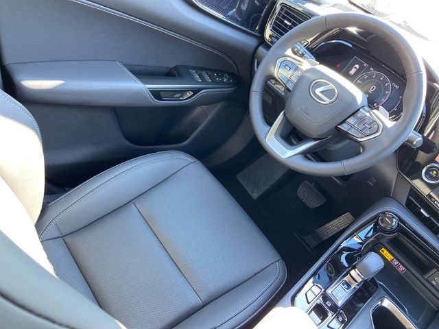 New 2026 Lexus NX 350 AWD image 13