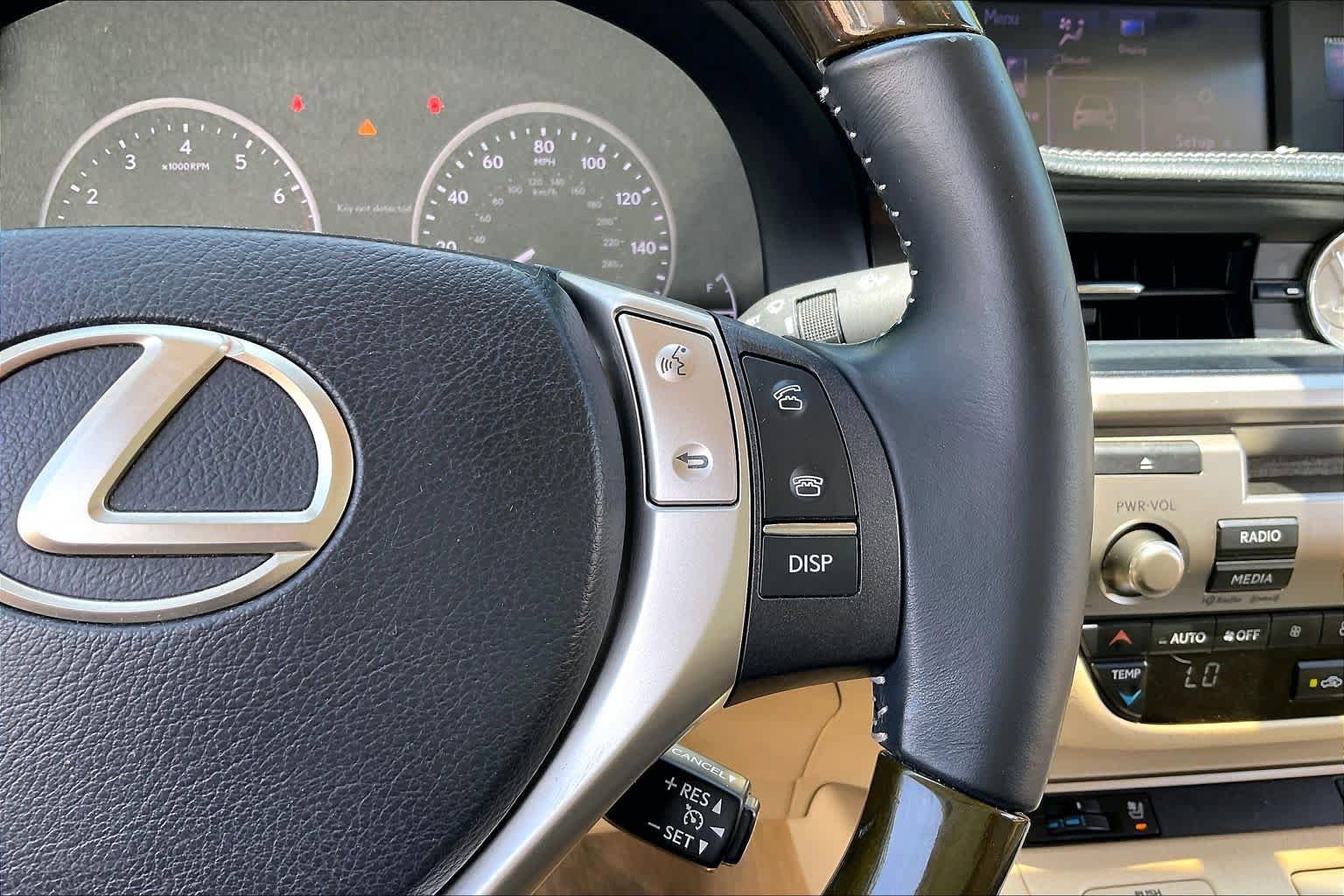 Used 2014 Lexus ES 350 w/ Premium Package FWD image 22