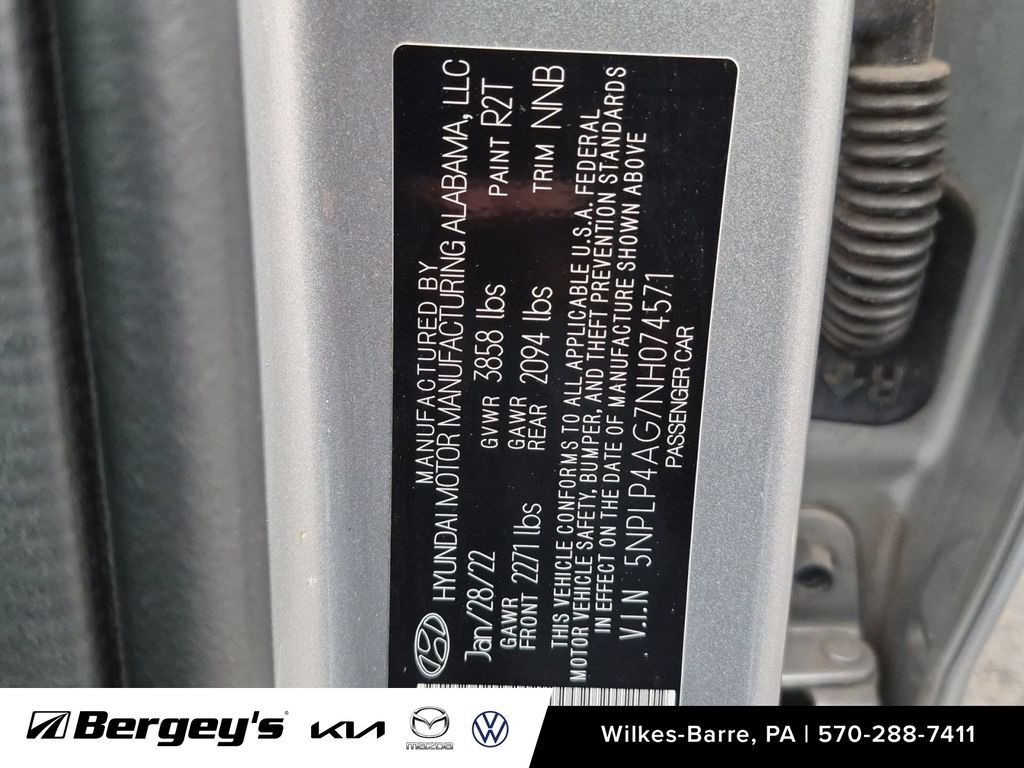 Used 2022 Hyundai Elantra Limited FWD image 30