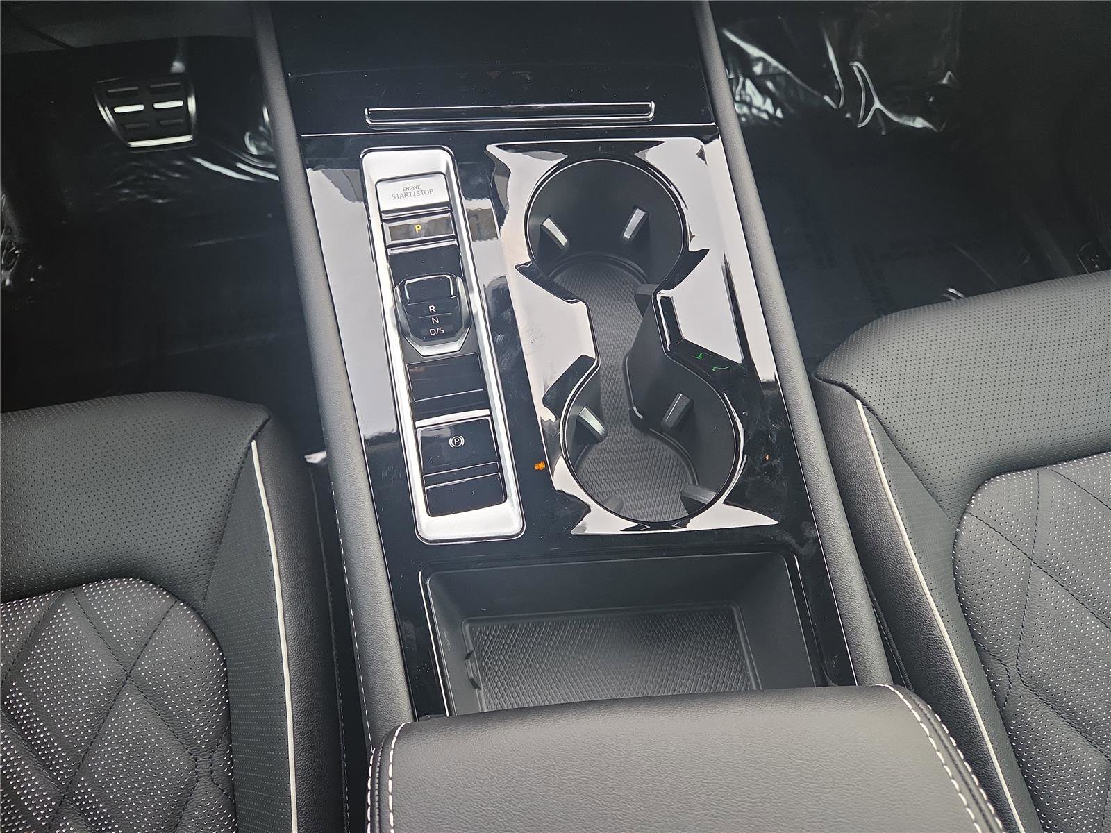 New 2026 Volkswagen Atlas SEL Premium R-Line image 19