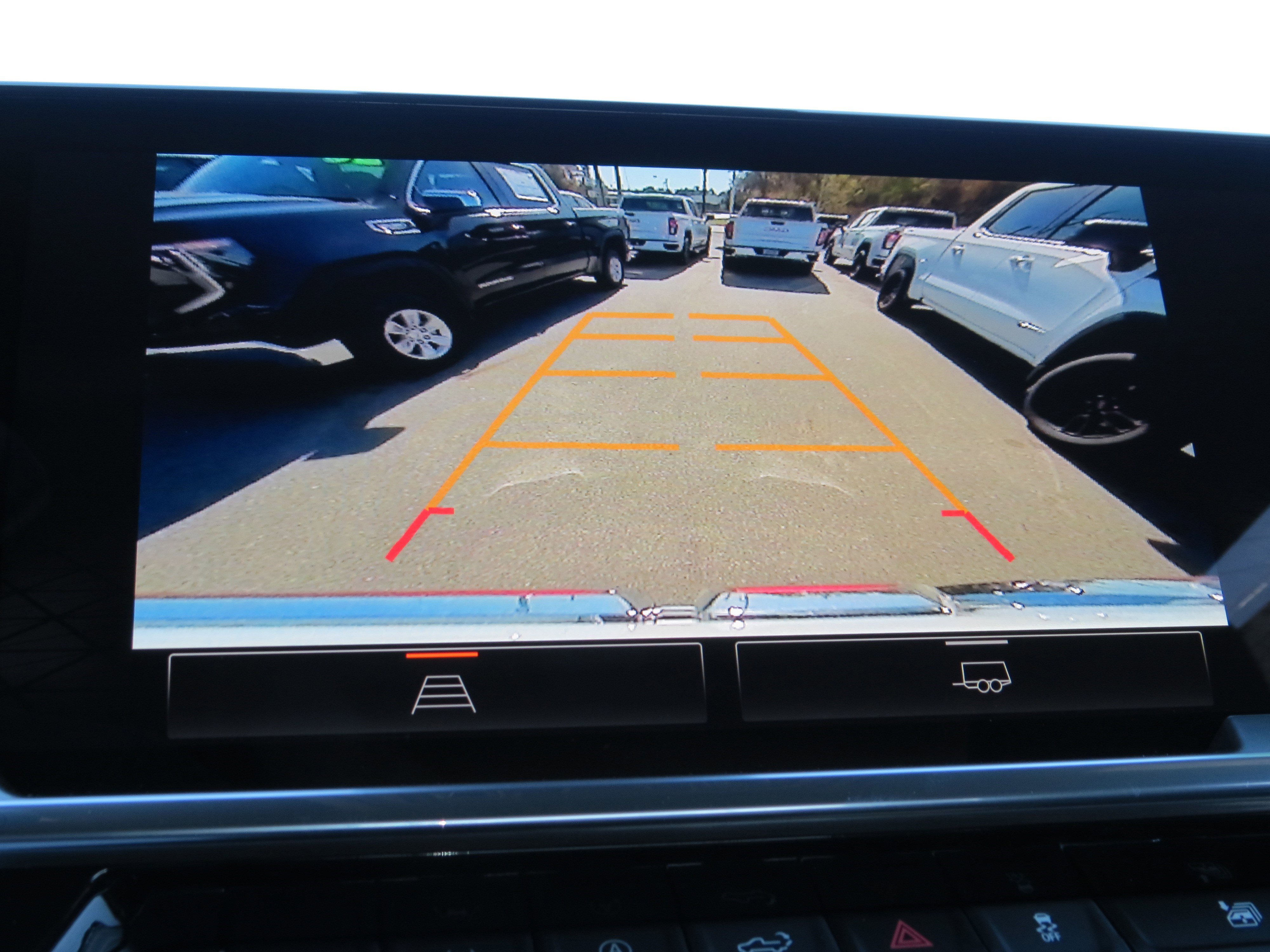 New 2026 GMC Sierra 1500 SLE image 26