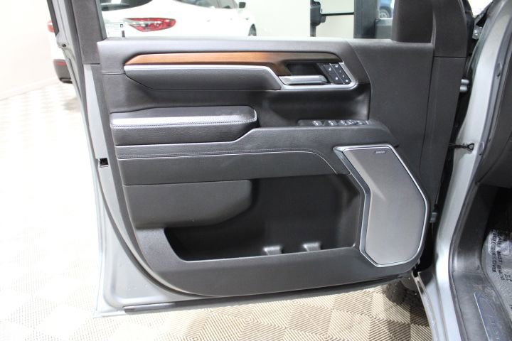 Used 2025 GMC Sierra 2500 Denali image 17