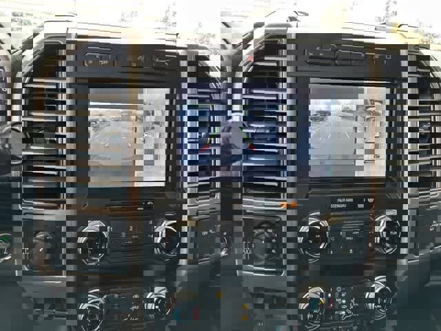 Used 2019 Ford F250 Platinum w/ Platinum Ultimate Package image 13