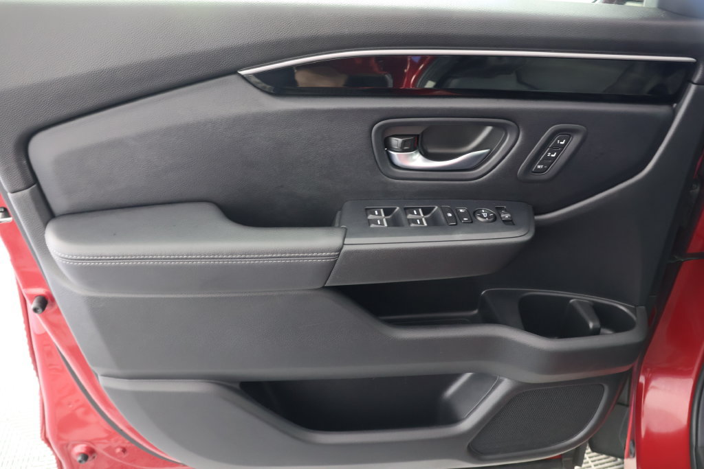 Used 2025 Honda Pilot EX-L image 27