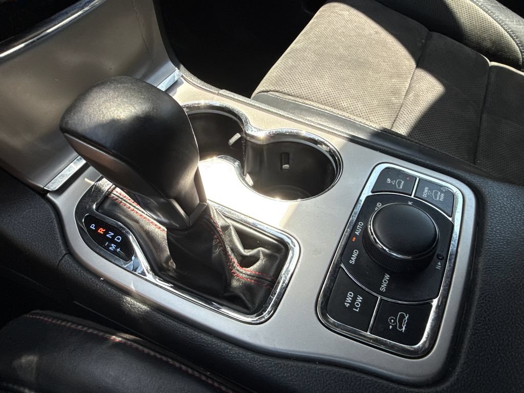 Used 2019 Jeep Grand Cherokee Trailhawk AWD/4WD image 26