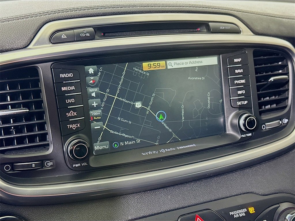 Used 2018 Kia Sorento SX image 29