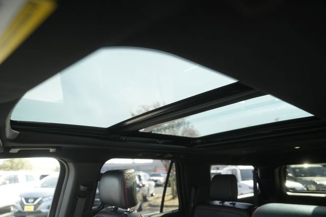 Used 2019 Ford Expedition Max Limited w/ Equipment Group 303A image 11