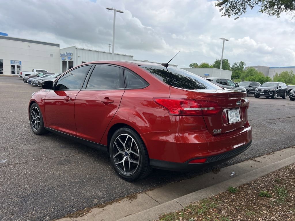 Used 2018 Ford Focus SEL w/ Cold Weather Package image 5