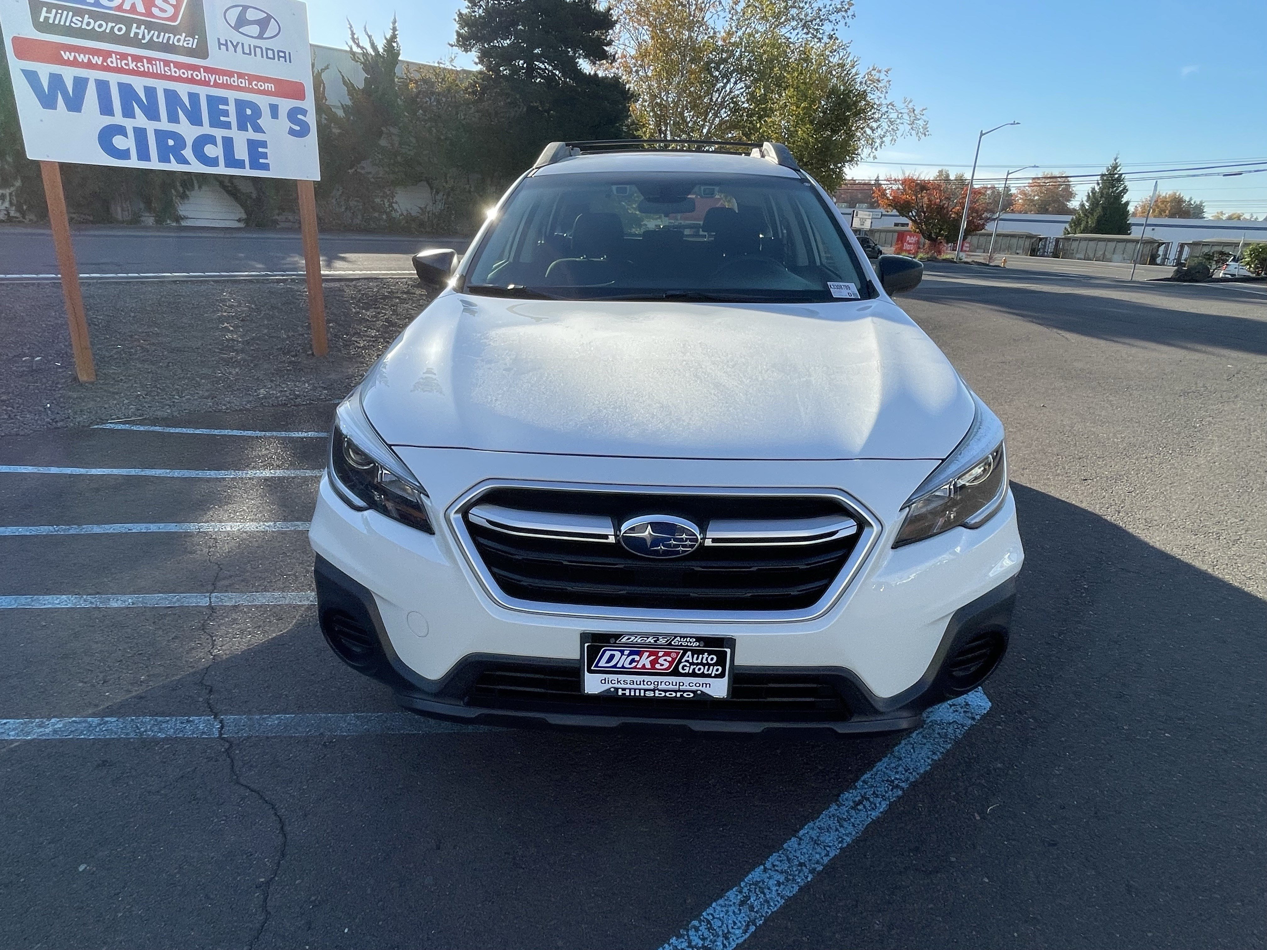 Used 2019 Subaru Outback 2.5i AWD/4WD image 8