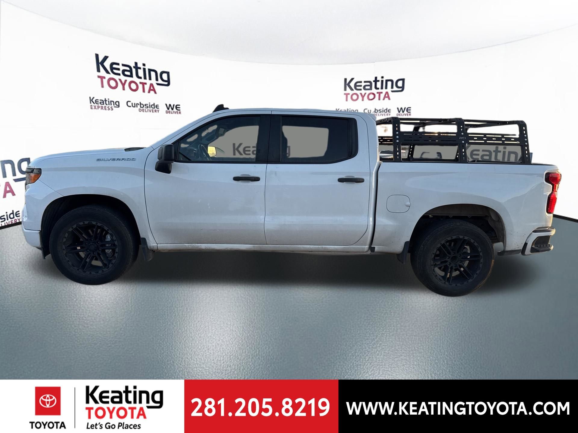 Used 2023 Chevrolet Silverado 1500 Custom image 4