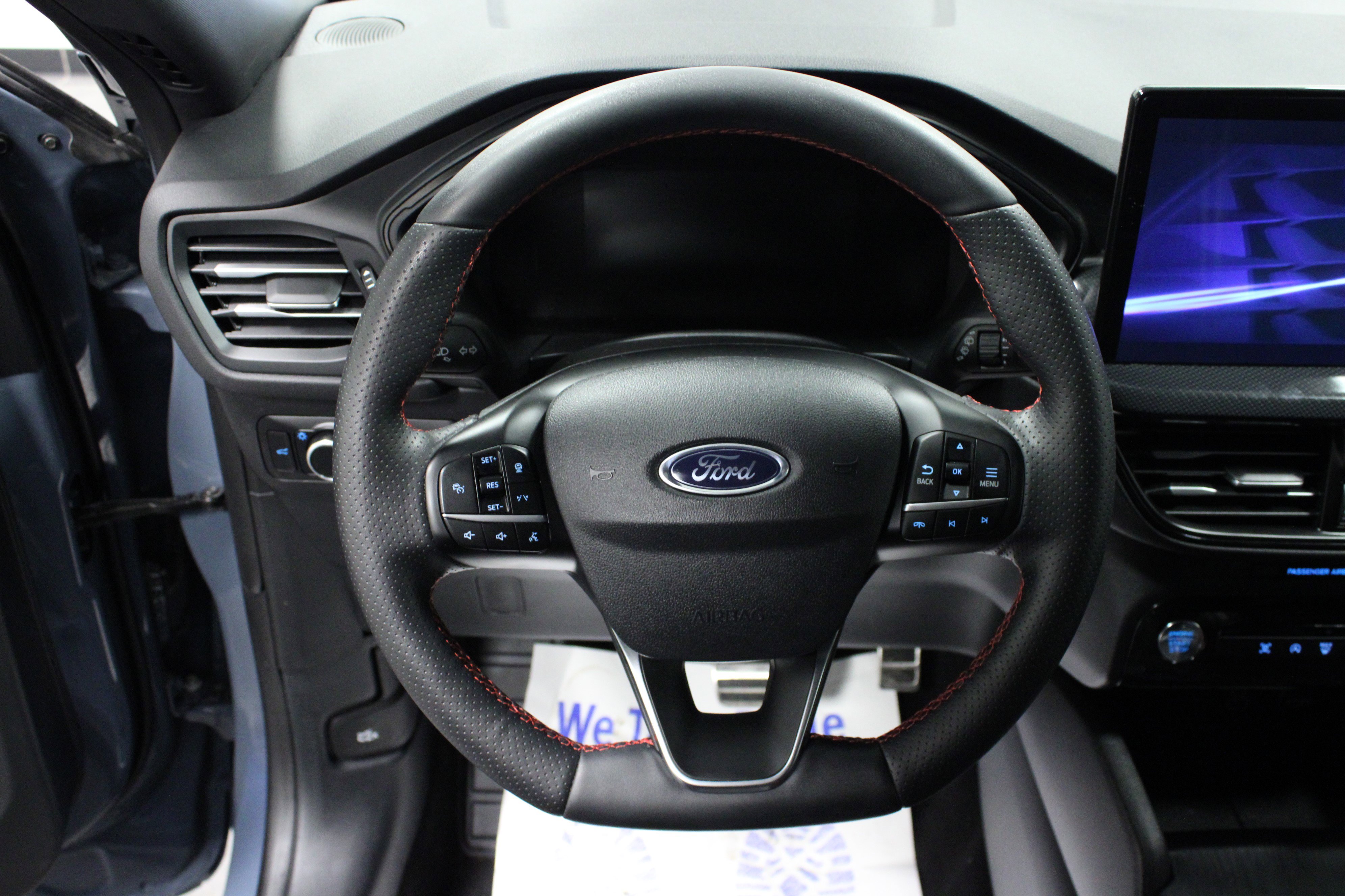 Used 2024 Ford Escape ST-Line w/ Tech Pack #1 image 17