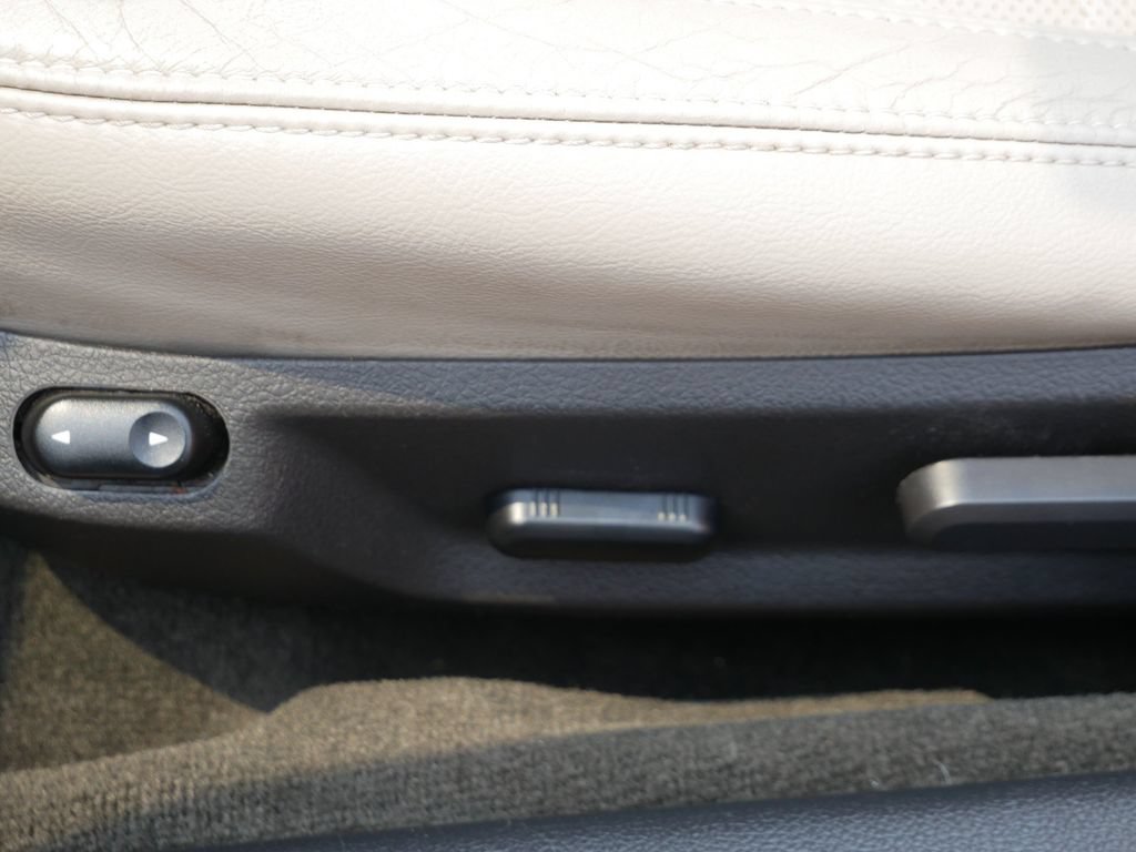 Used 2014 Ford Mustang Premium RWD image 18