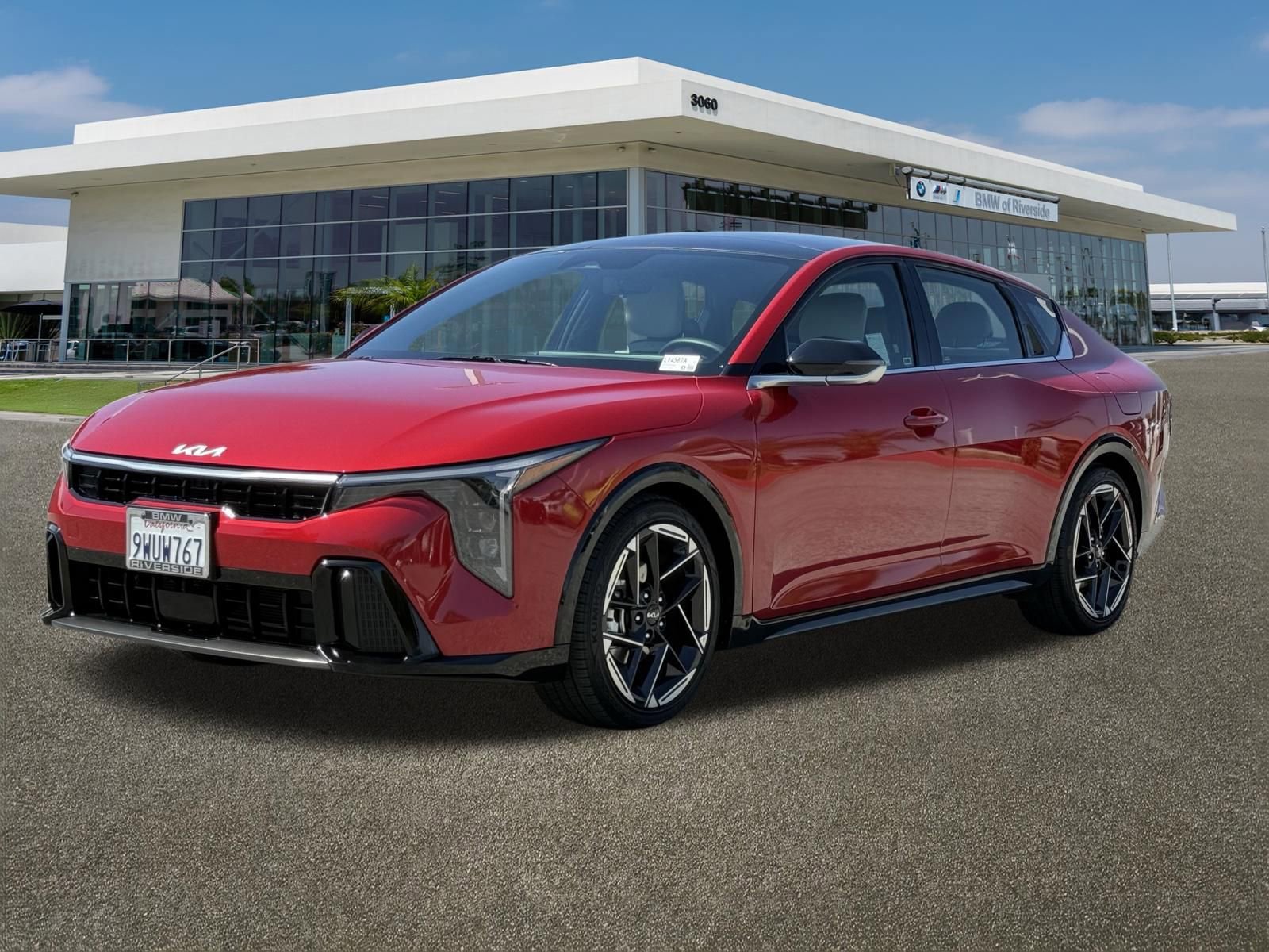 Used 2025 Kia K4 GT-Line w/ GT-Line Premium Package FWD image 4