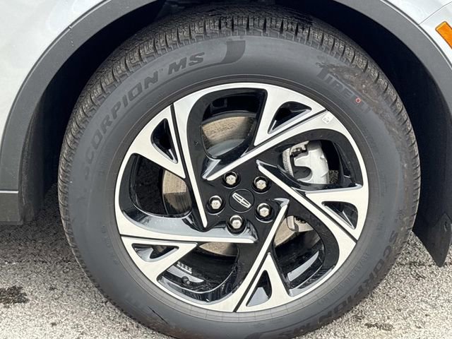 New 2026 Lincoln Nautilus Premier w/ Jet Appearance Package image 9