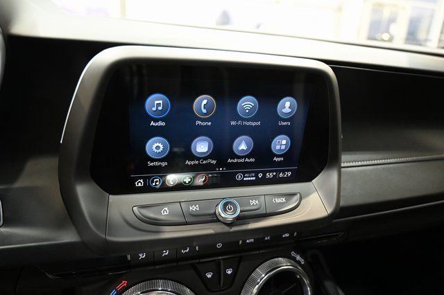 Used 2021 Chevrolet Camaro LT w/ RS Package image 16