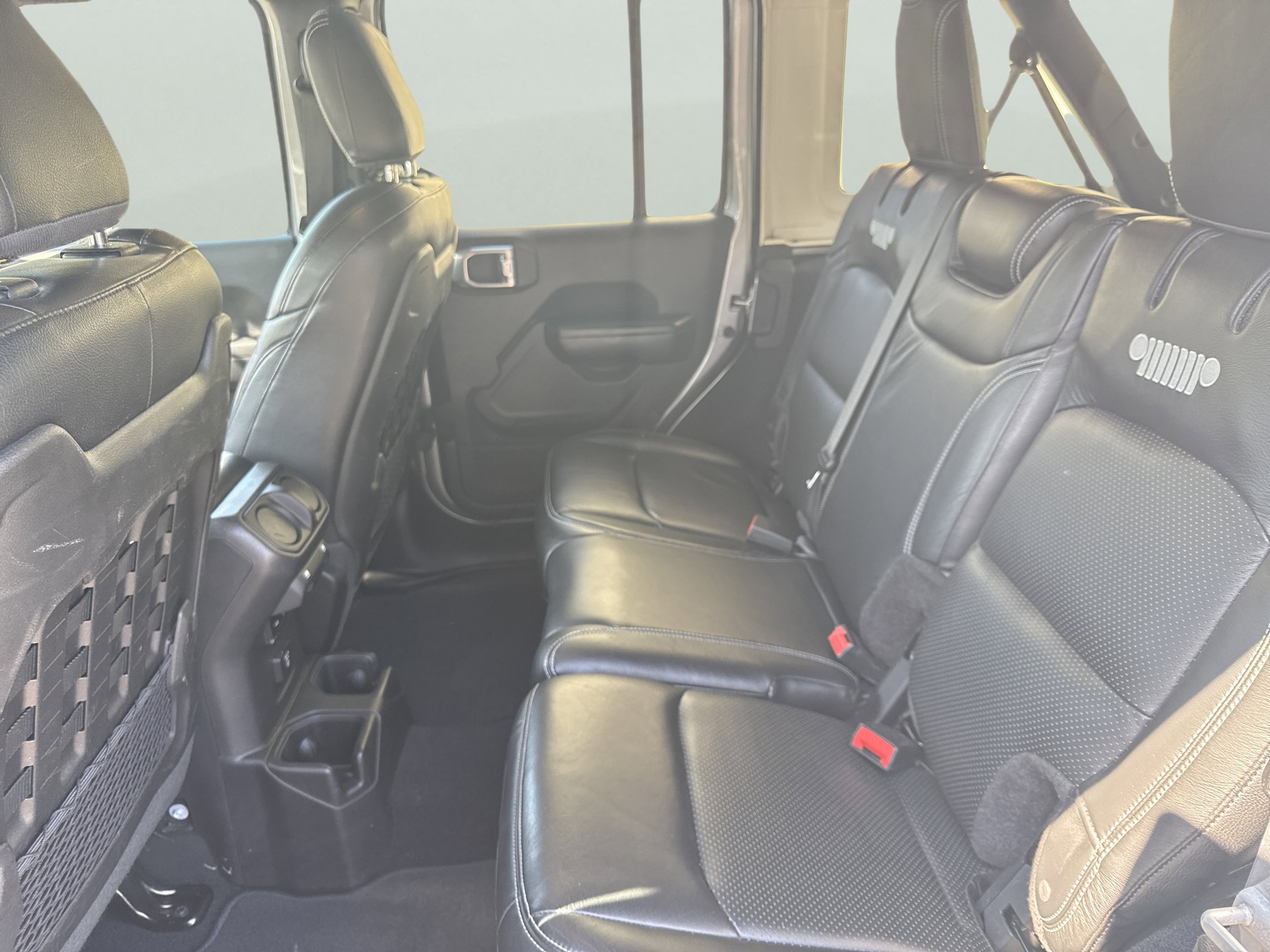 Used 2019 Jeep Wrangler Unlimited Rubicon w/ Steel Bumper Group AWD/4WD image 9