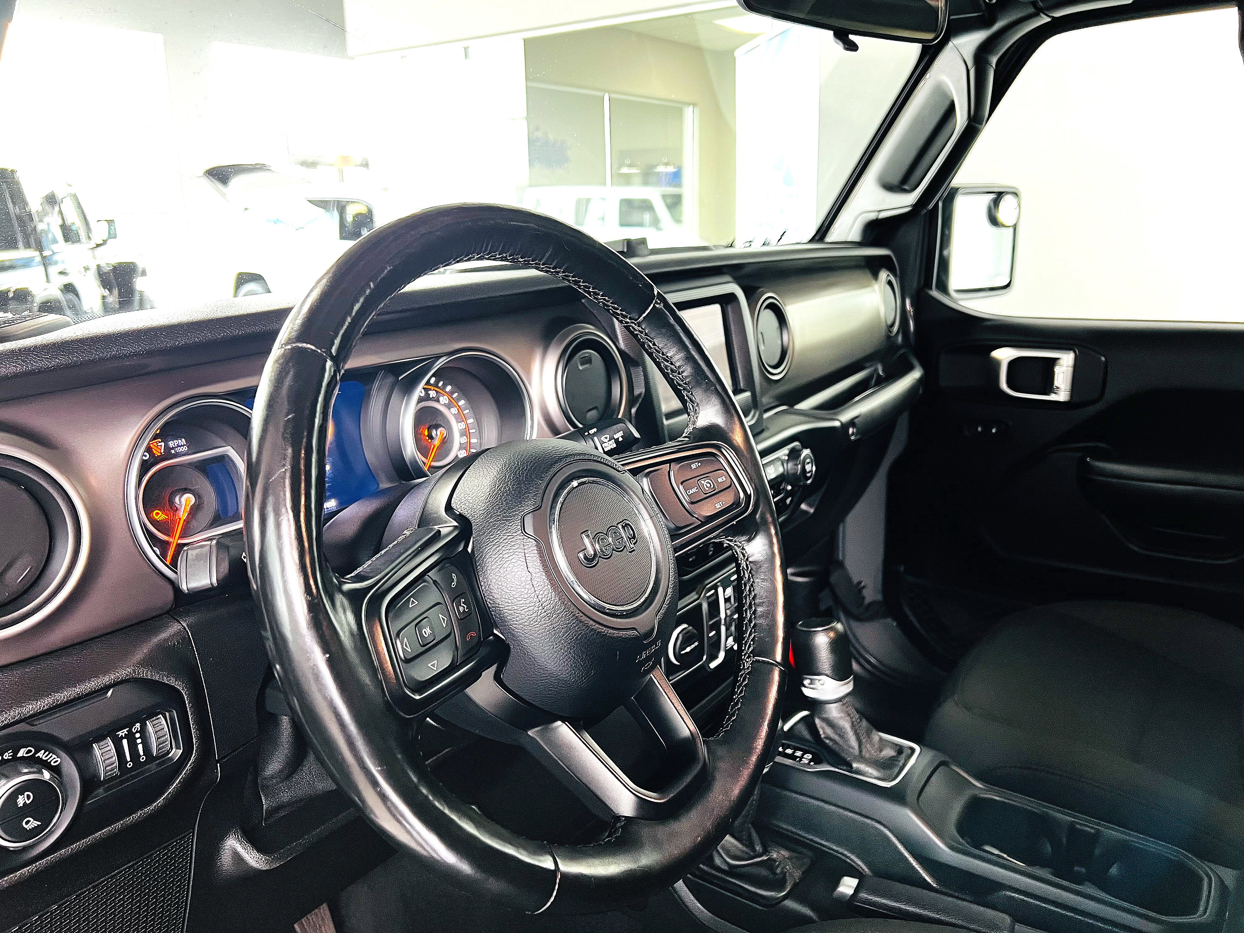 Used 2020 Jeep Gladiator Sport w/ Quick Order Package 24S image 11