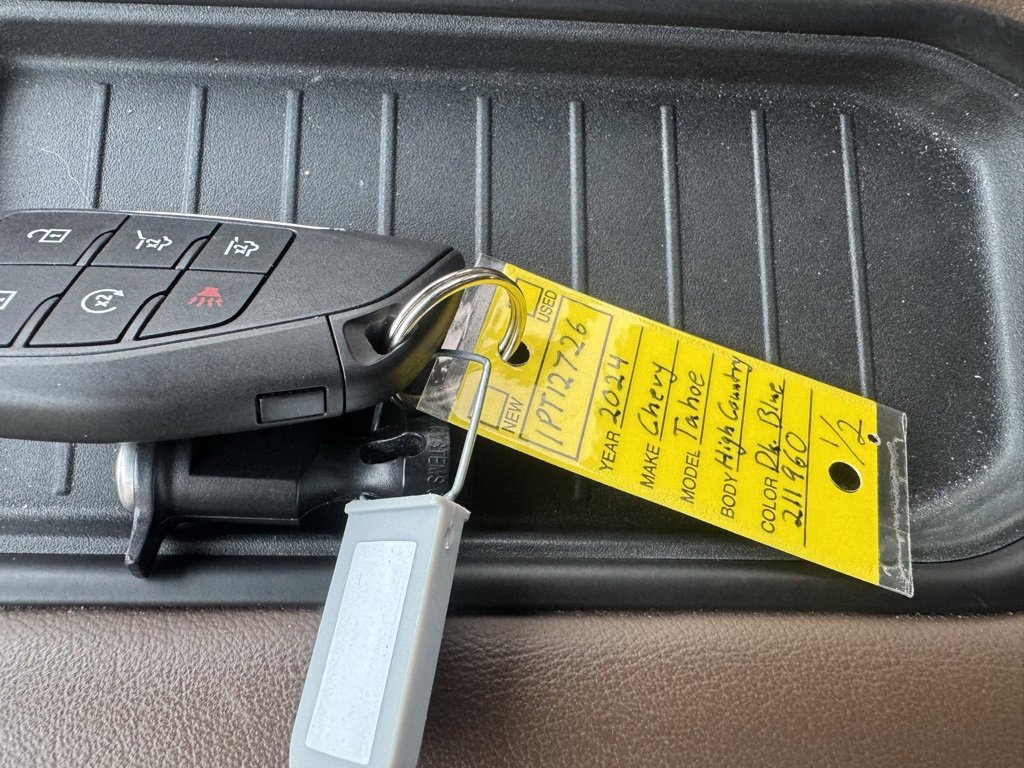 Used 2024 Chevrolet Tahoe High Country image 12