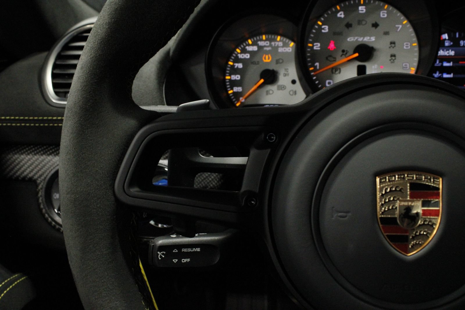 Certified 2024 Porsche 718 Cayman GT4 RS RWD image 20