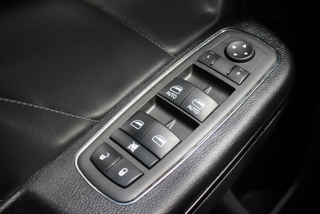 Used 2022 Dodge Charger R/T w/ Plus Group image 17